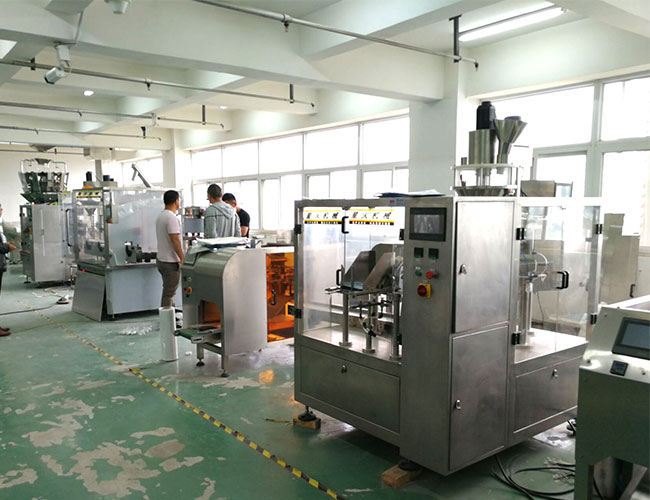 星火全自動給袋式包裝機(jī)設(shè)備展示